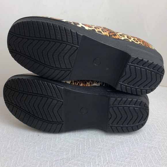 COCO JUMBO GIRLS CLOG Cheetah Leopard Size 1.5 NEW - Picture 6 of 8